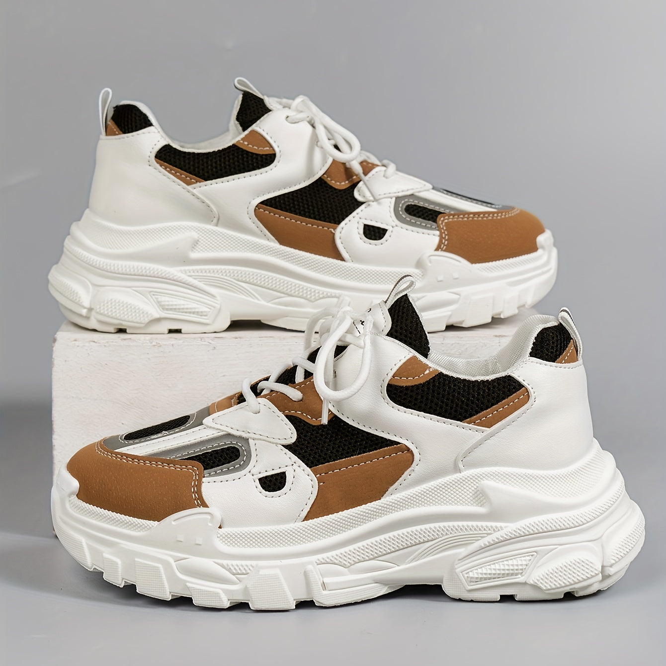 Women's Mesh Chunky Sneakers Lace Up Platform Shoes
