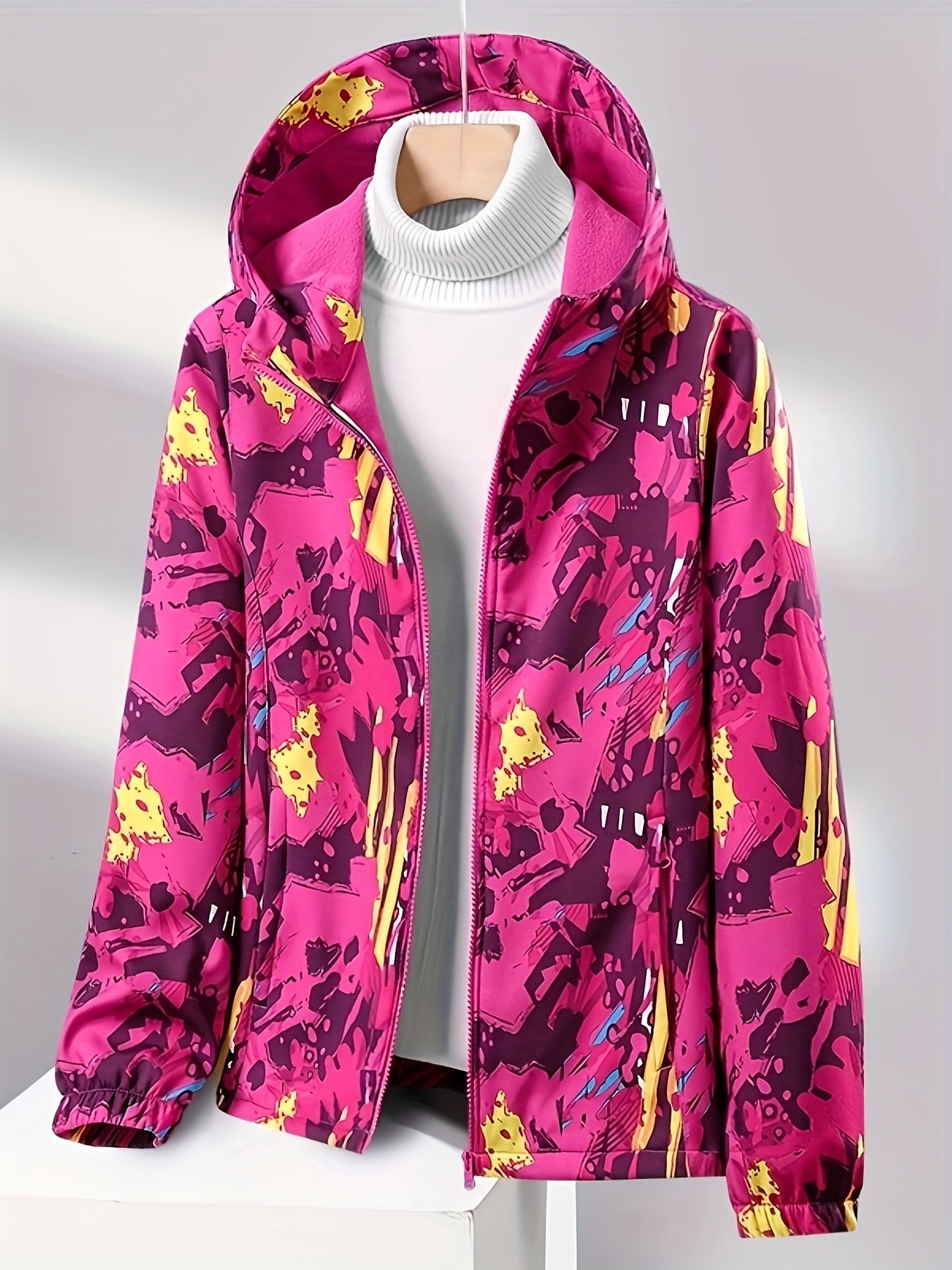 Waterproof Fleece Liner Outdoor Jacket Climbing Hooded Coat Women's Activewear