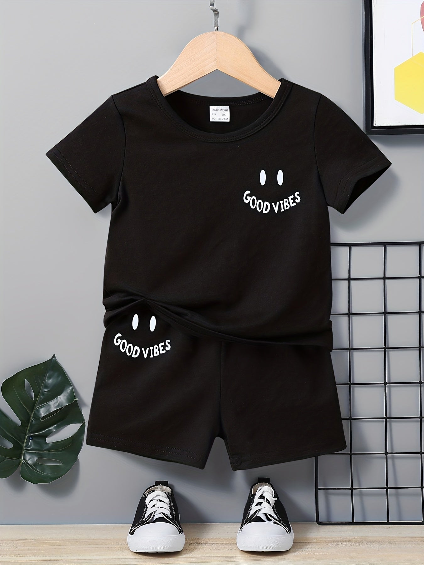 2pcs Baby Boys Smile Face T shirt & Shorts Set for Summer