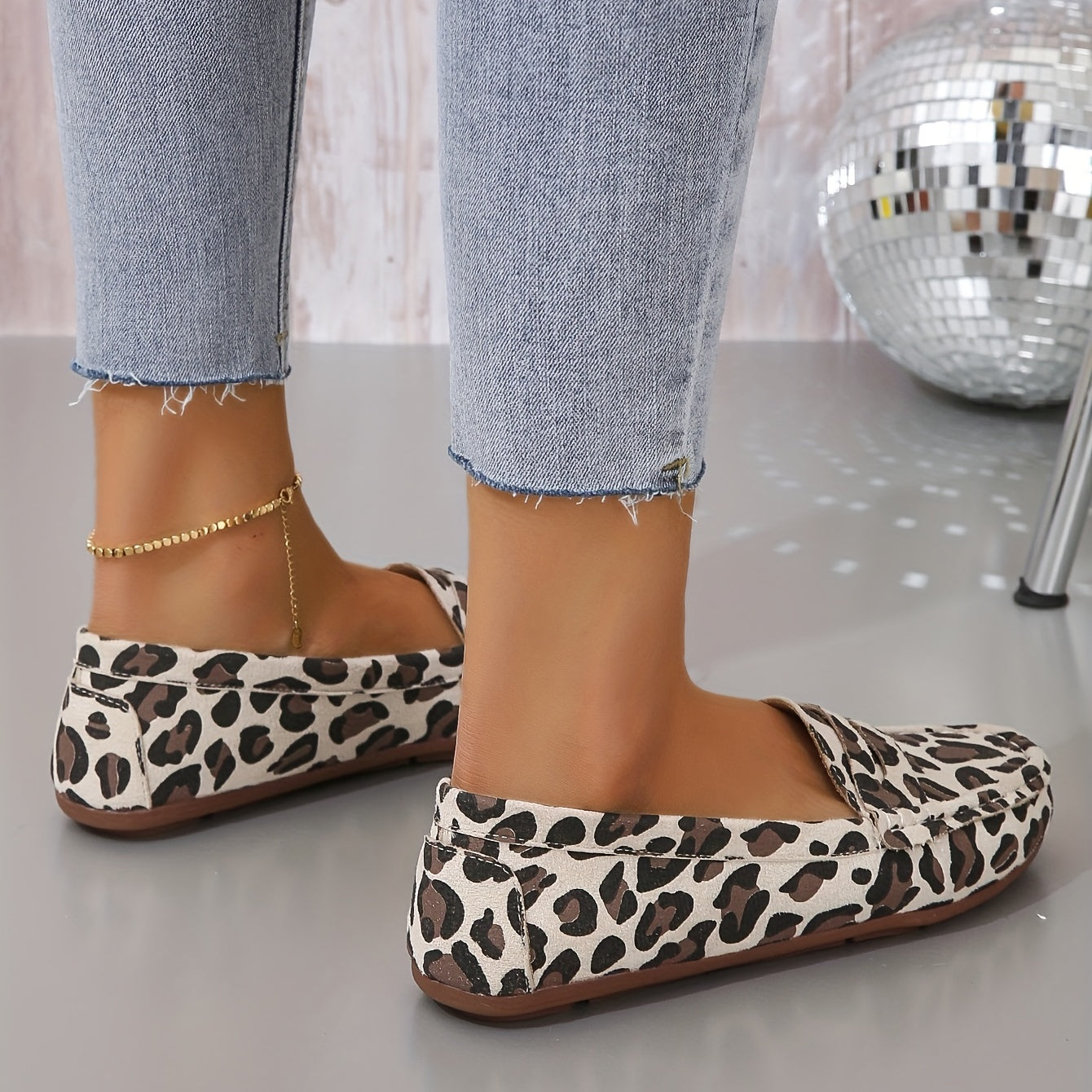 Leopard Print Ballet Flats Round Toe Slip On Lightweight Shoes