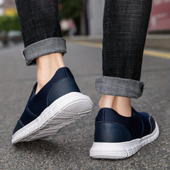 Men's Lightweight Slip On Casual Shoes For Traveling Jogging