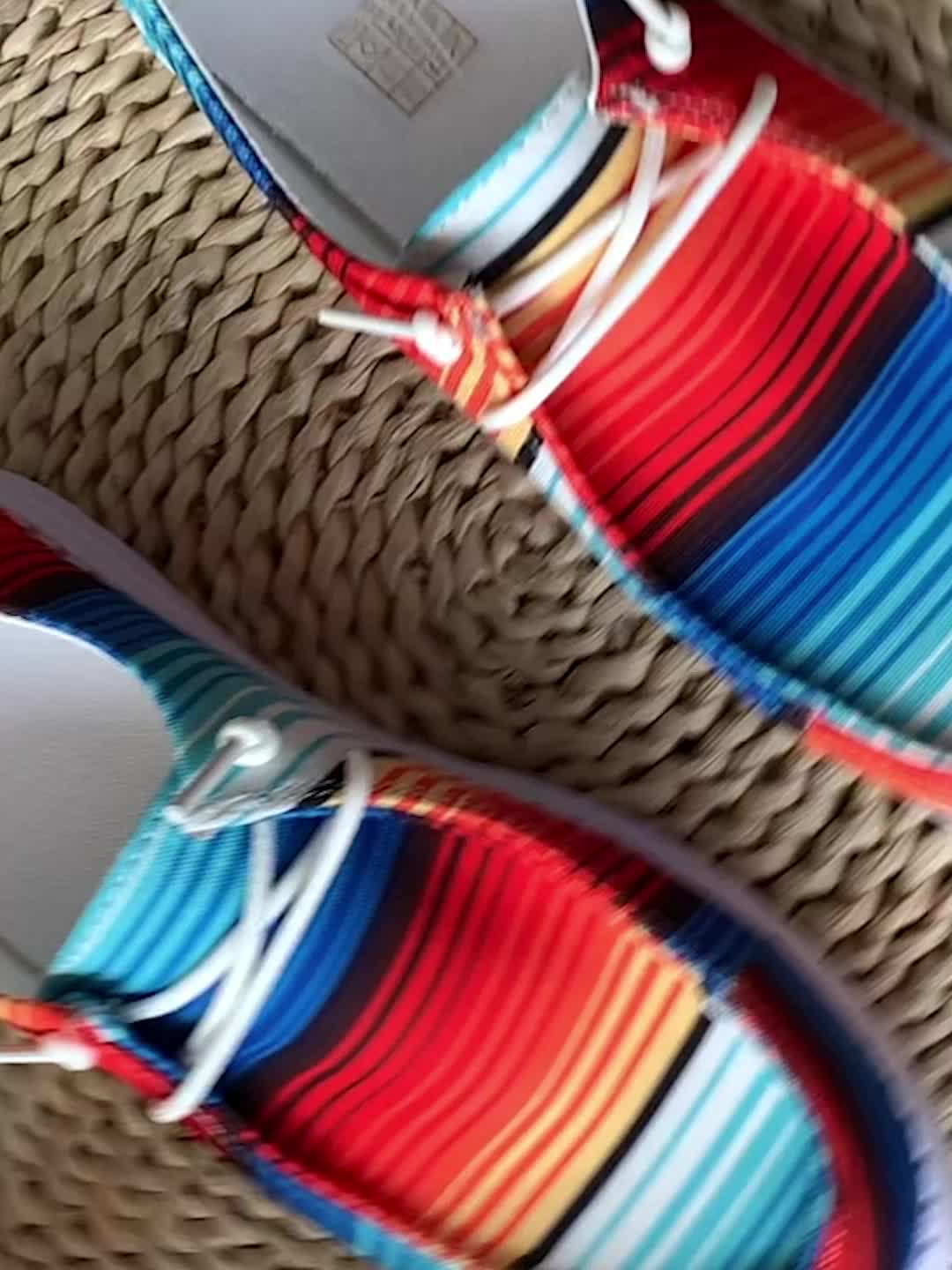Women's Striped Canvas Lace-Up Loafers