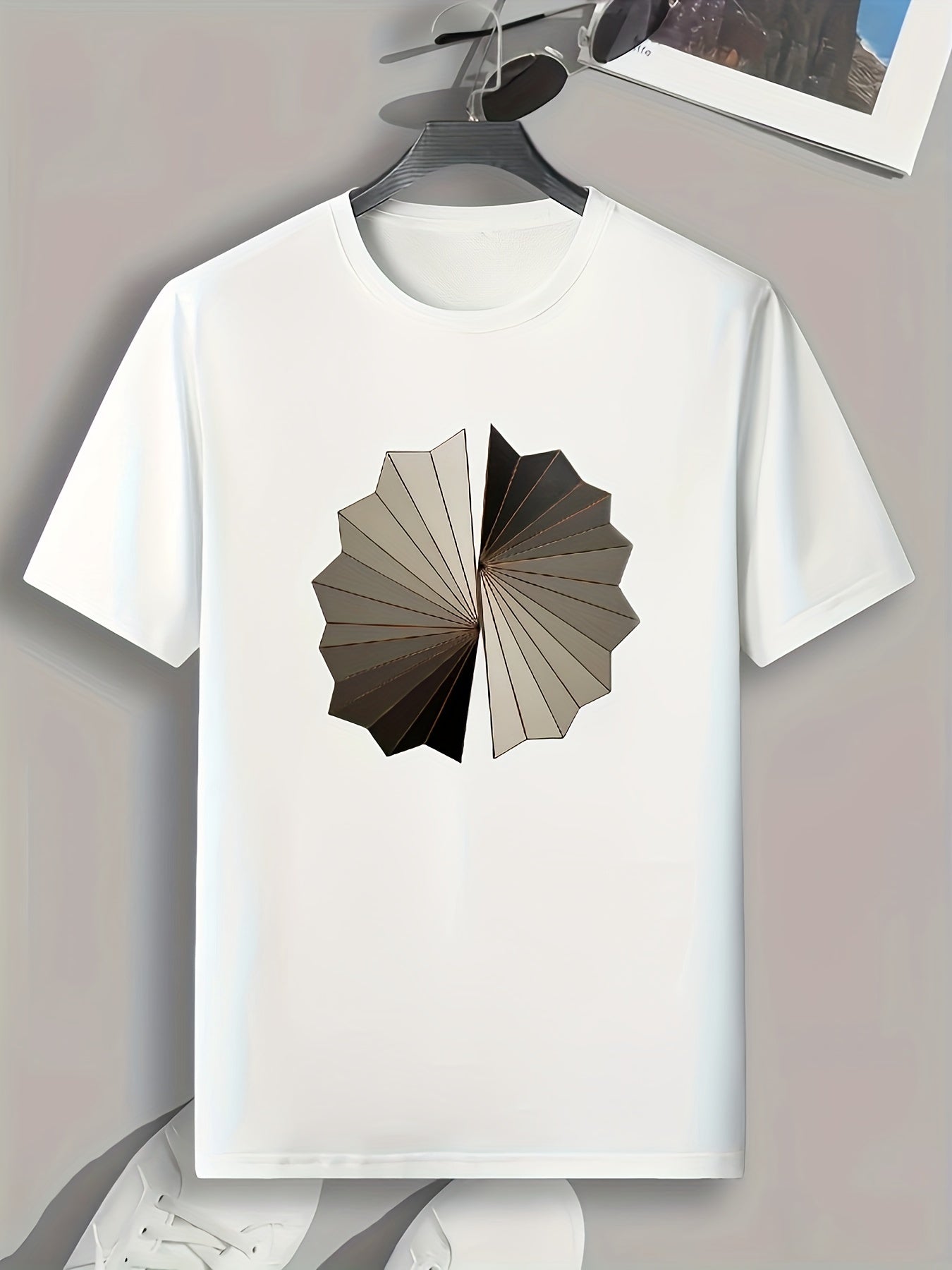 Geometric Pattern Men's Sports T-shirt, Comfortable Outdoor Fitness Apparel
