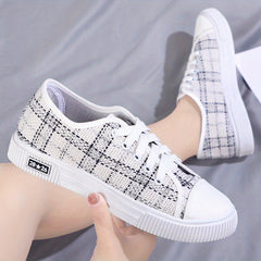 Women's Canvas Lace-Up Low Top Skate Shoes