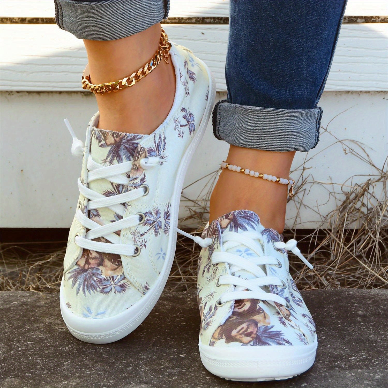 Coconut Tree Print Canvas Shoes Low Top Lace Up Round Toe Casual Shoes