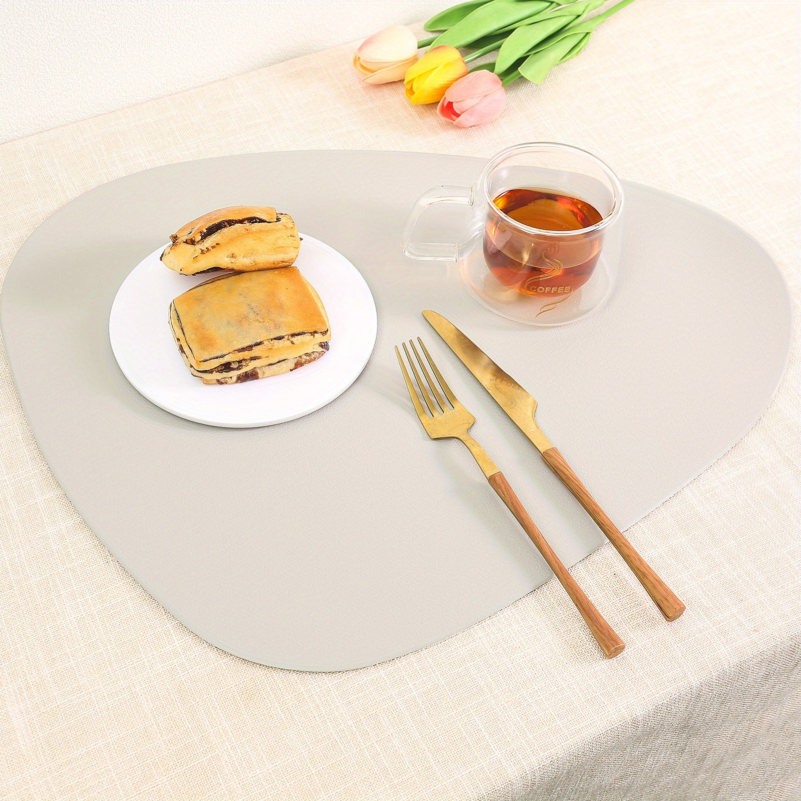 8pcs Irregular Faux Placemat PVC Waterproof Anti Scald Table Pad