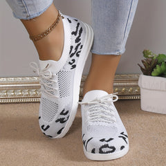 Women's Colorblock Woven Sneakers Low Lace Up Round Toe Lightweight Soft Shoes
