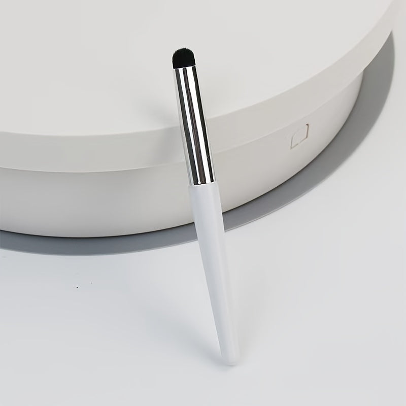 Professional Lip Makeup Brush with Cap