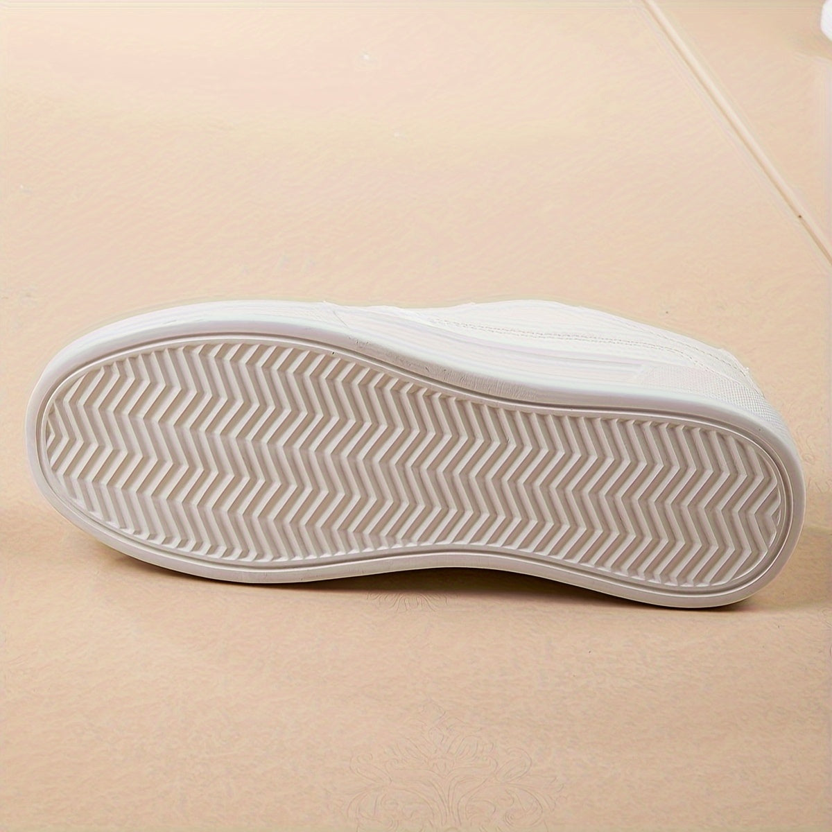 Flat Sports Sneakers Slip Resistant Skateboarding And Walking Shoes
