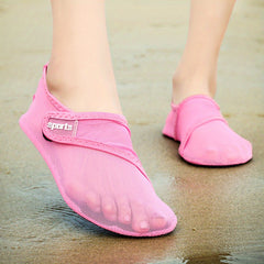 Women's Mesh Water Shoes Quick Drying Lightweight Beach Shoes