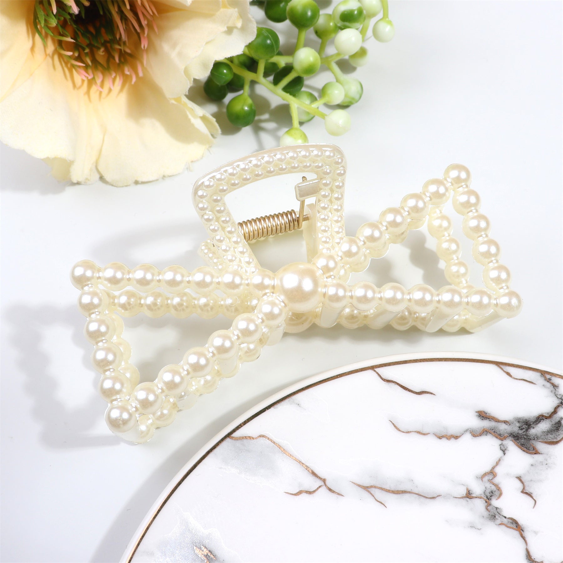 Large Pearl Hair Claw Clips Hair Clips Hair Accessories
