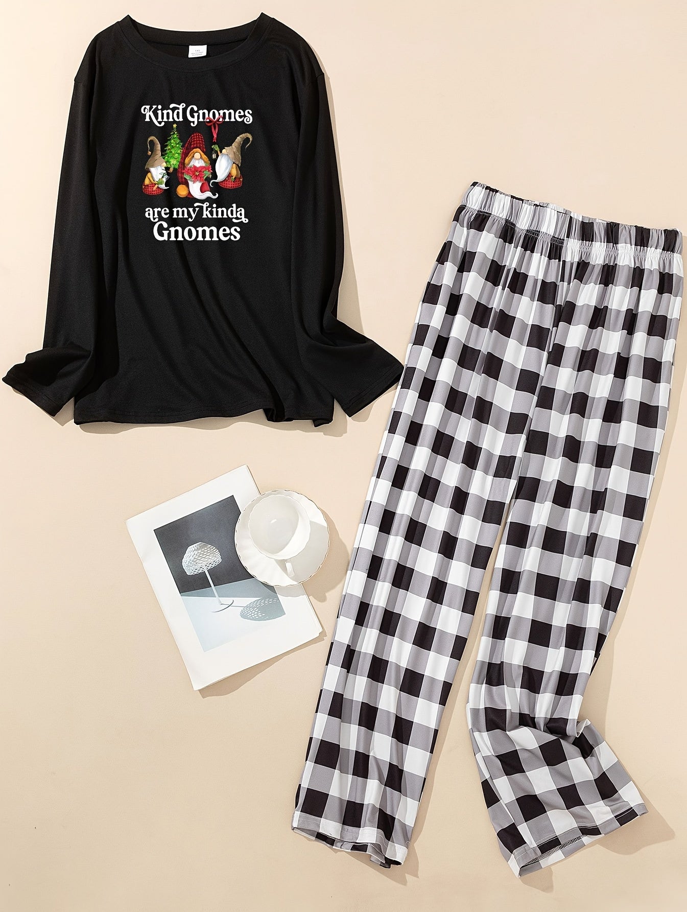 Gnomes Print Tee & Plaid Pants Lounge Set