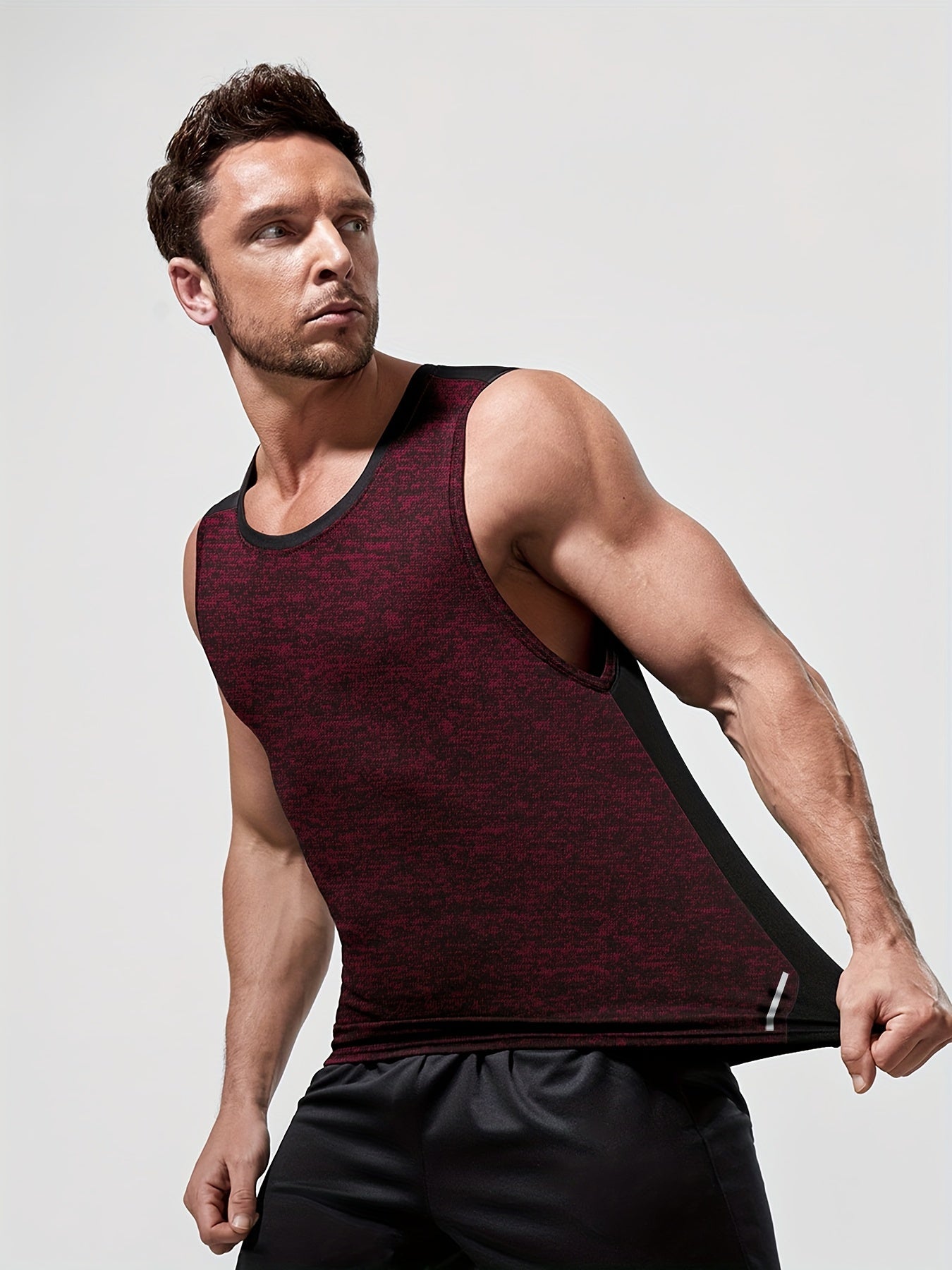Men's Sleeveless Crew Neck Tank Top for Fitness Workout