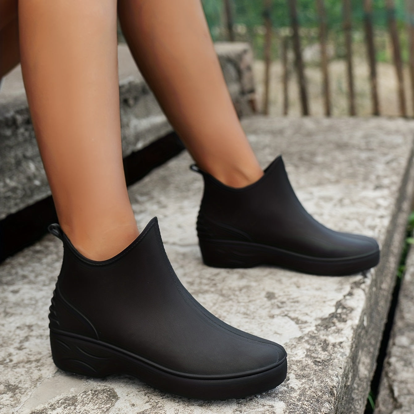 Women's Waterproof Rain Boots Comfortable Solid Medi