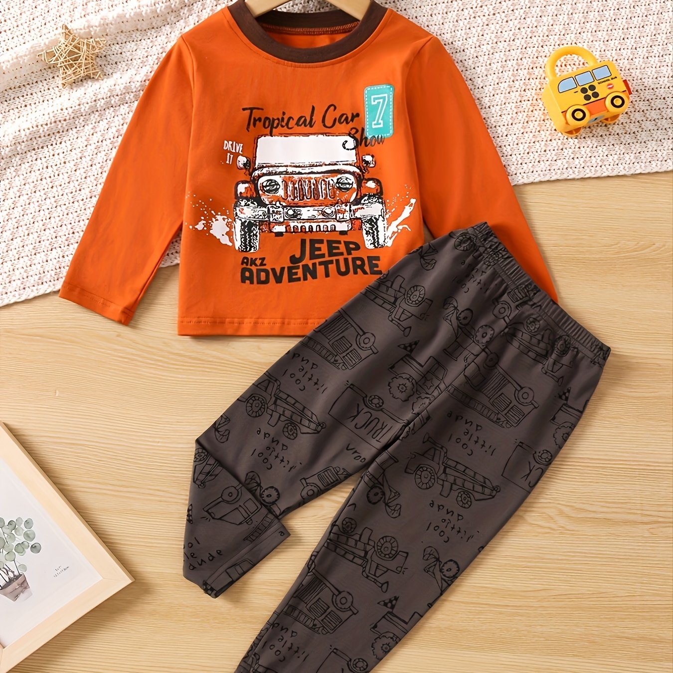 Boys 2pcs Pajamas Long Sleeve Top & Pants TROPICAL CAR ADVENTURE Print Set