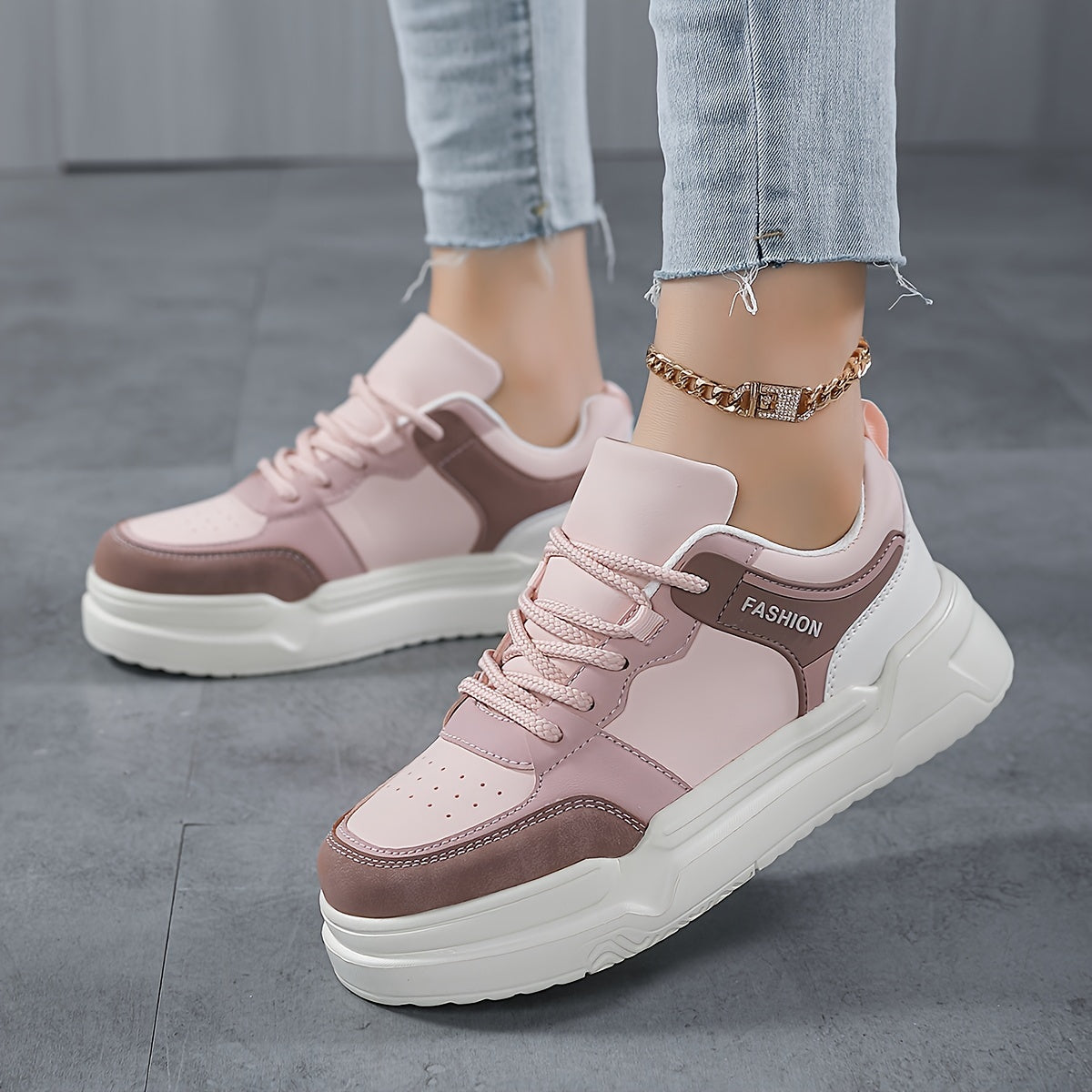 Women's Faux Leather Chunky Sneakers Casual Skate Shoes for Outdoor Sports