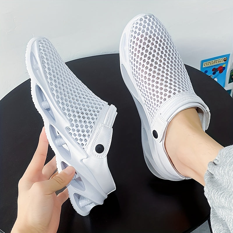 Men's Mesh Blade Clogs Slip on Closed Toe Sandals Soft Sole Walking Shoes