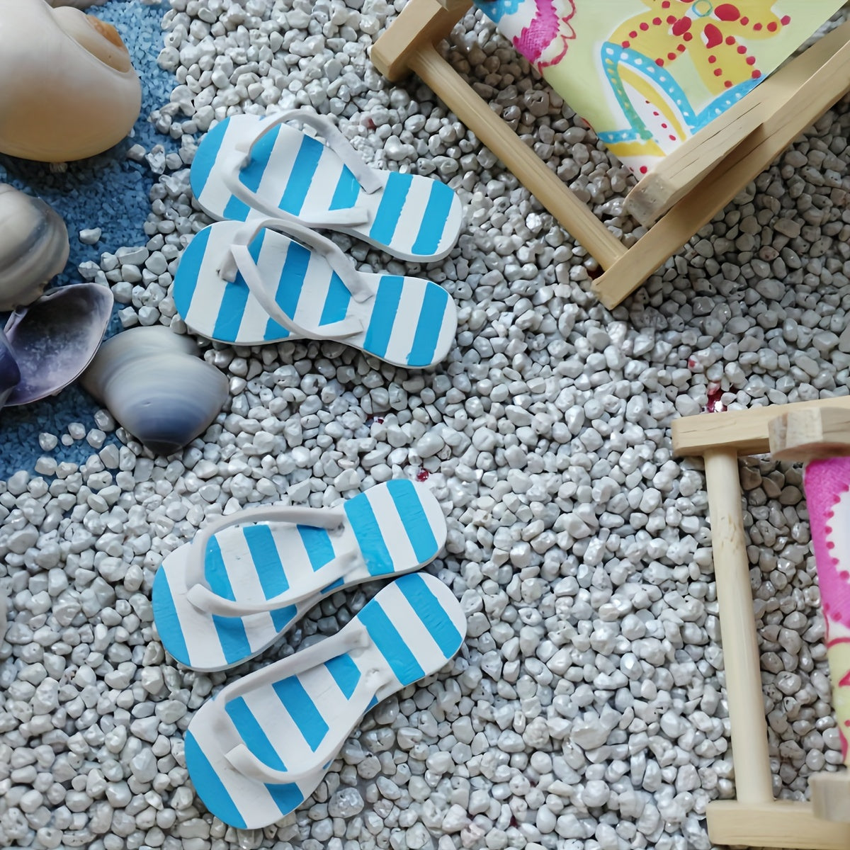 2pcs Dollhouse Flip Flops Set for Beach Scene, ABS Material