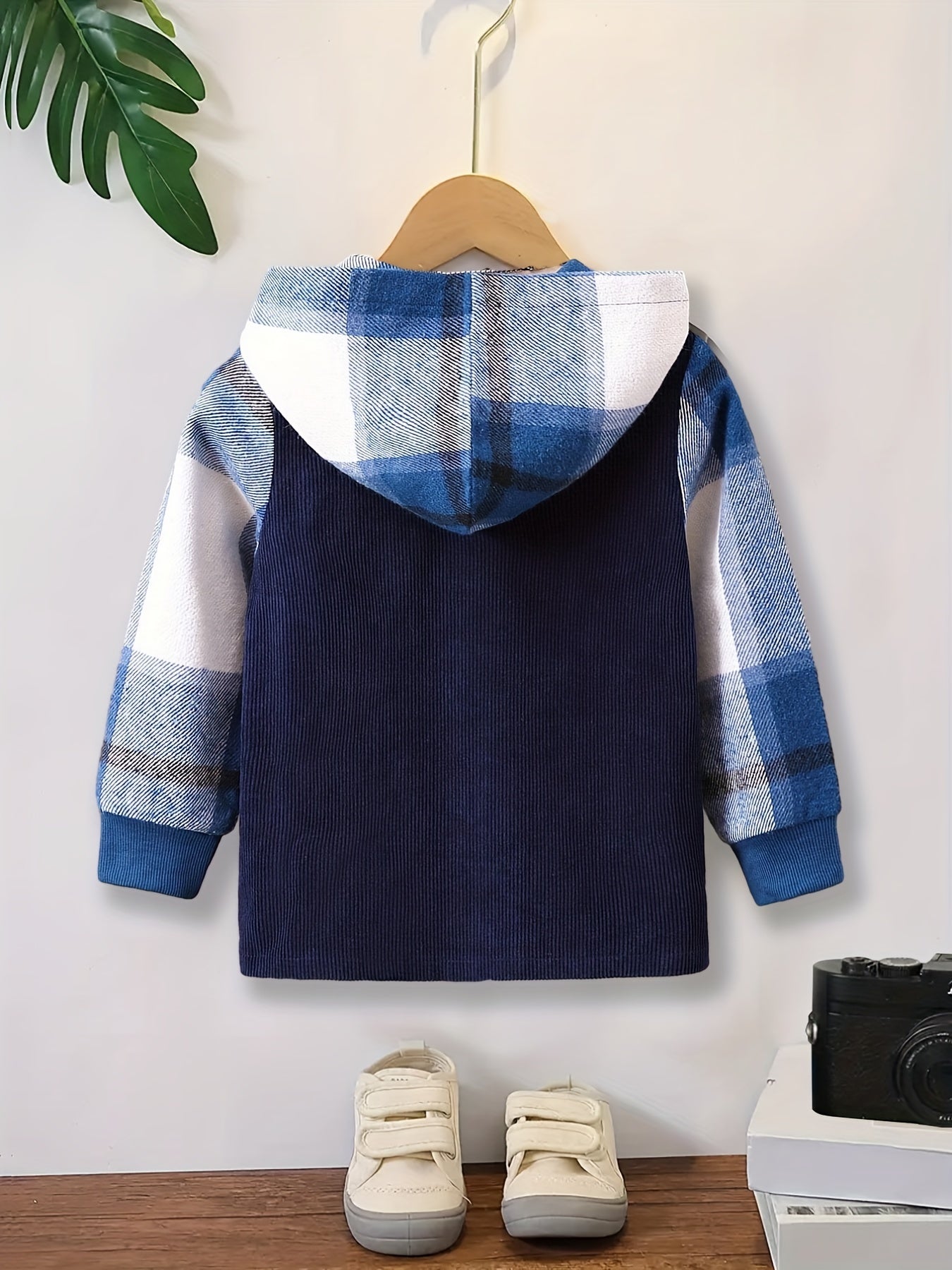 Boys Plaid Hooded Button Down Jacket