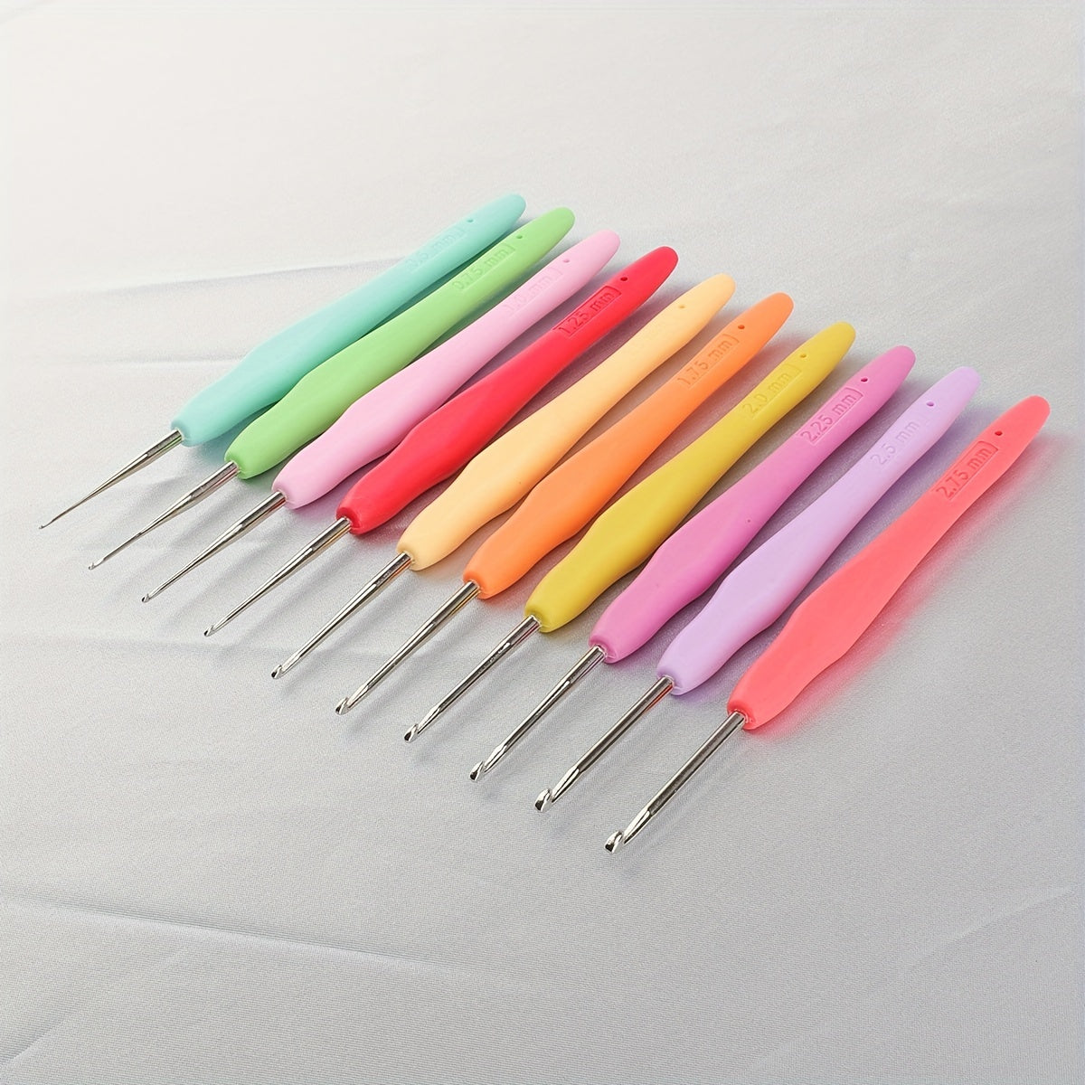 10pcs Lace Crochet Hooks Set 0.5mm-2.75mm Soft Grip