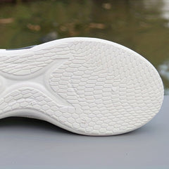 Men's Lightweight Lace-up Sneakers Breathable Anti-odor Shoes