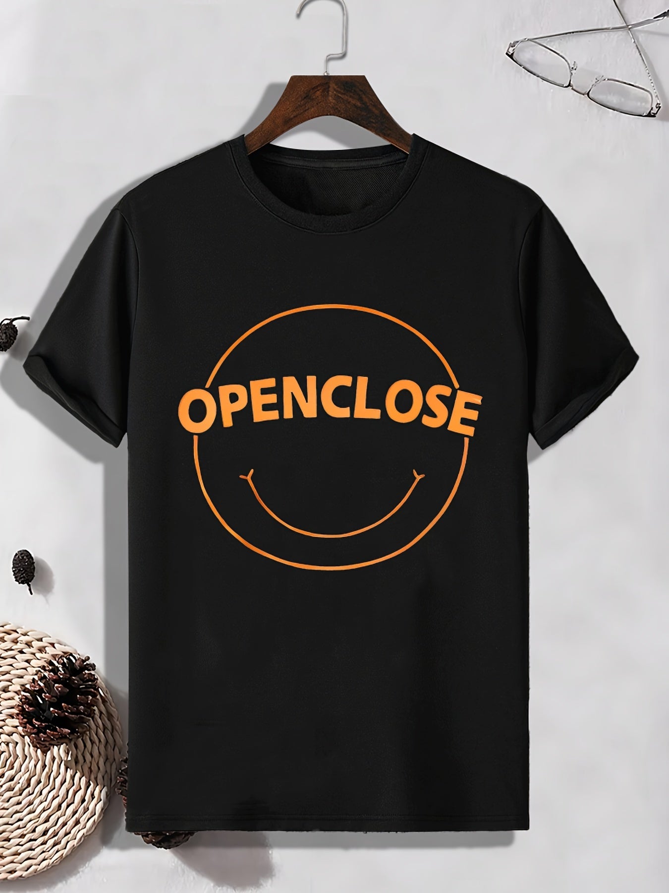 Men's Openclose Print T-shirt for Outdoor Activities