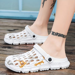 Men's Closed Toe Water Clogs Sandals Soft Sole