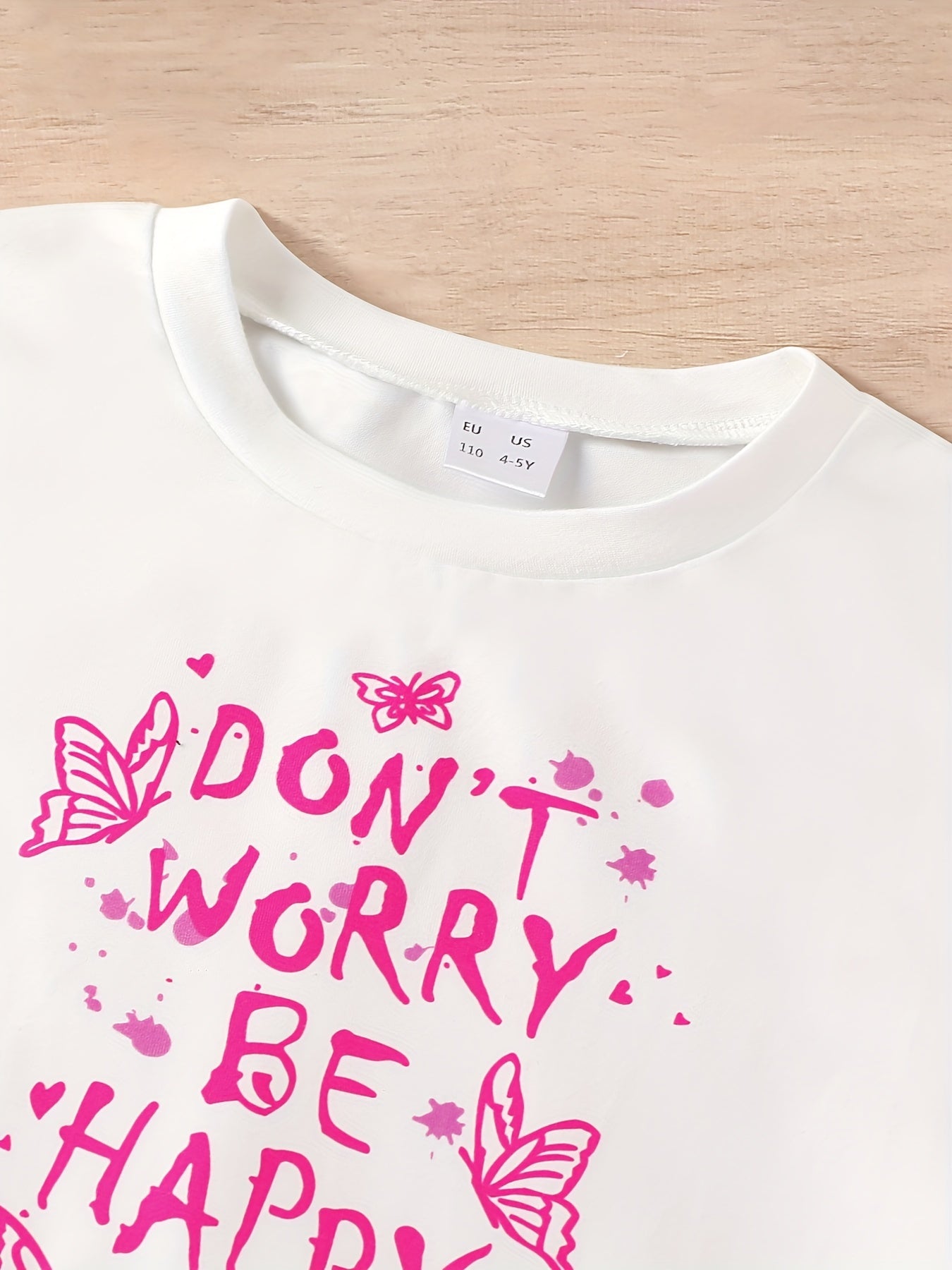 2pcs Girls Letter & Butterfly Graphic T Shirt & Shorts Set Summer Clothes