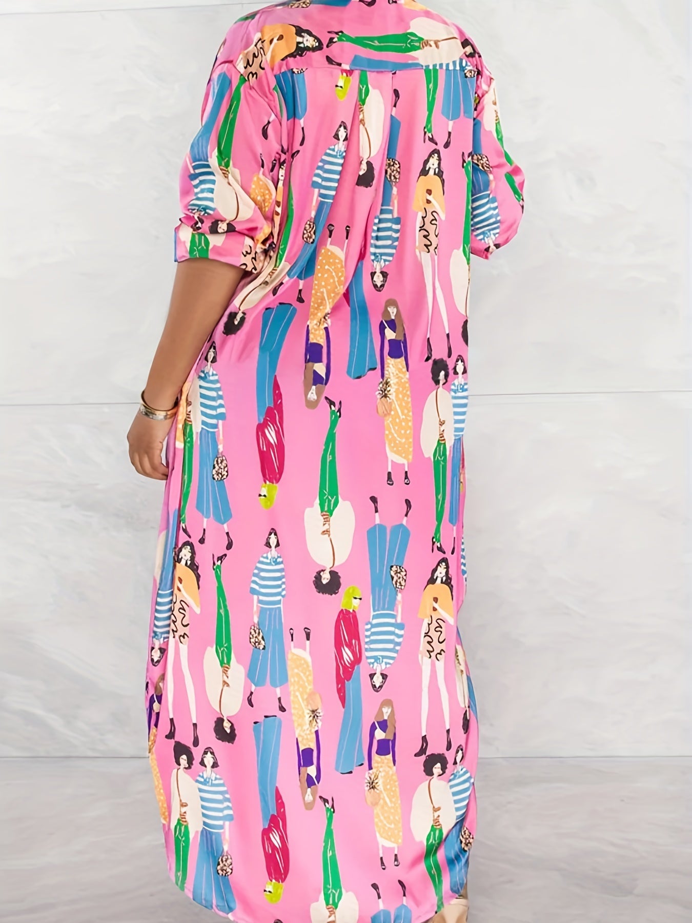 Women's Plus Cartoon Figure Print Button Up Long Sleeve M