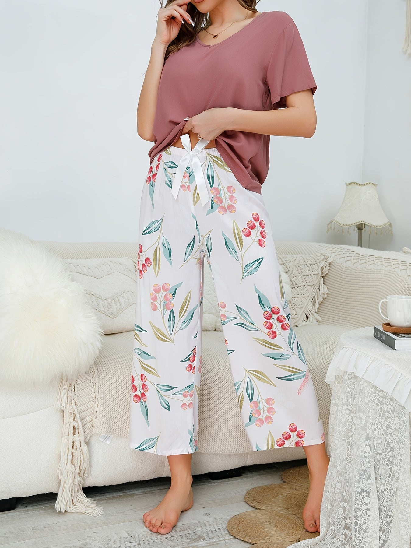 Floral Print Lounge Set V Neck Short Sleeve Top & Bow Pants
