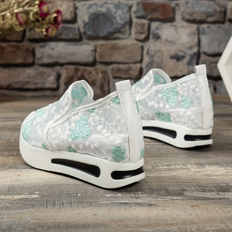 Women's Floral Embroidered Slip On Platform Loafers