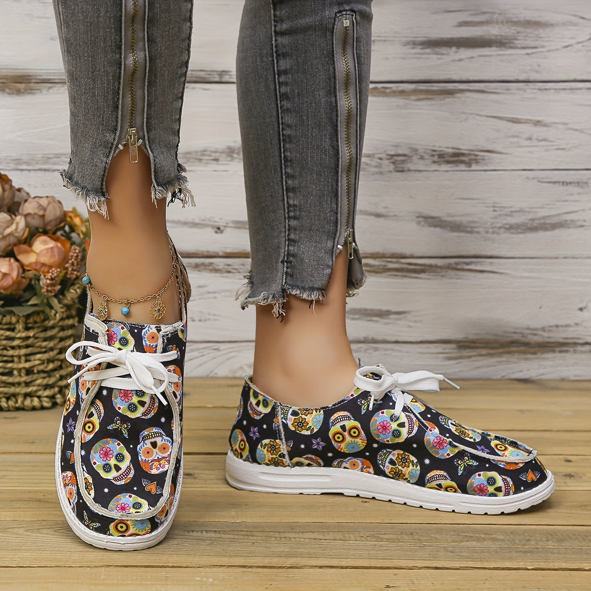 Colorful Skull Print Canvas Shoes Lace Up Lightweight Low Top Halloween Shoes