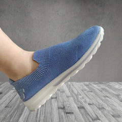 Women's Breathable Slip On Flat Outdoor Shoes Lightweight Low Top Shoes