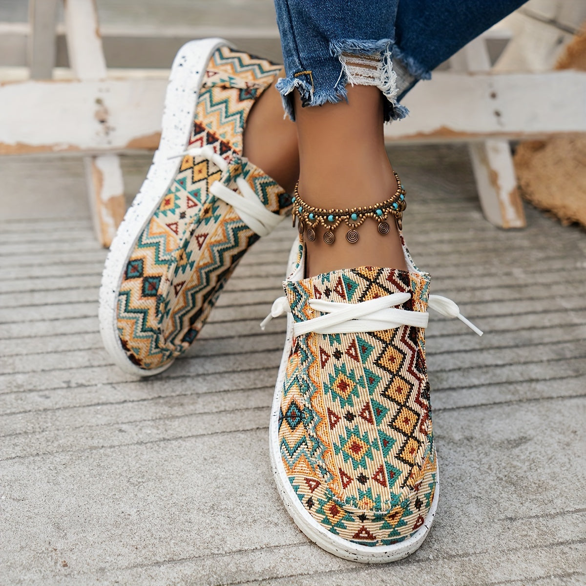 Retro Floral Print Flat Skate Shoes Lightweight And Comfortable Non slip Walking