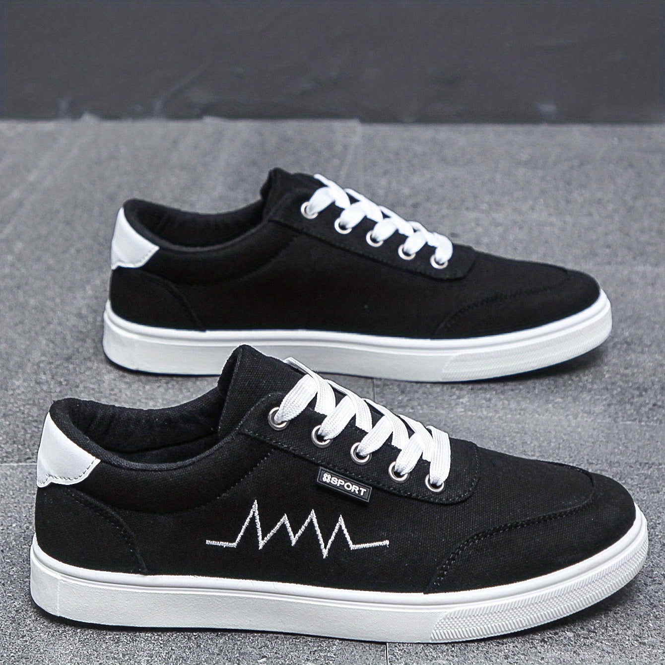 Men's Canvas Lace-up Sneakers with Good Grip