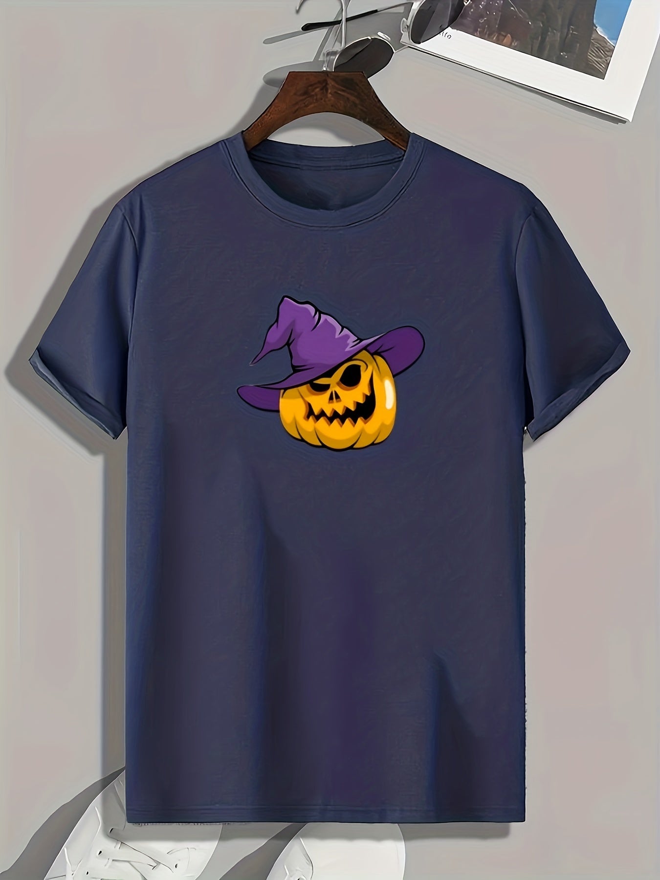 Halloween Pumpkin & Witch Hat Graphic Tee Men's Casual Comfy T-shirt