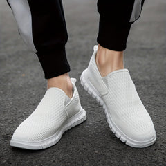 Men's Breathable Slip On Casual Shoes for Traveling Jogging