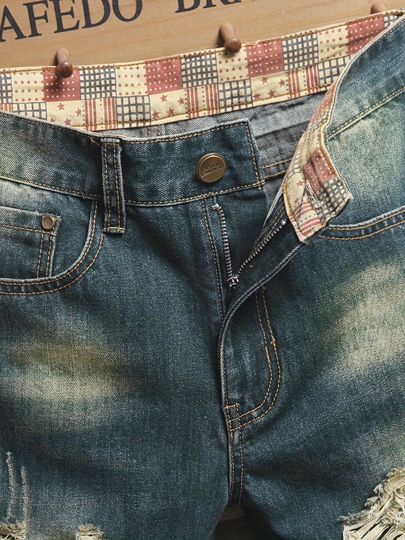 Men's Ripped Denim Shorts Slim Fit Casual Street Style Distressed