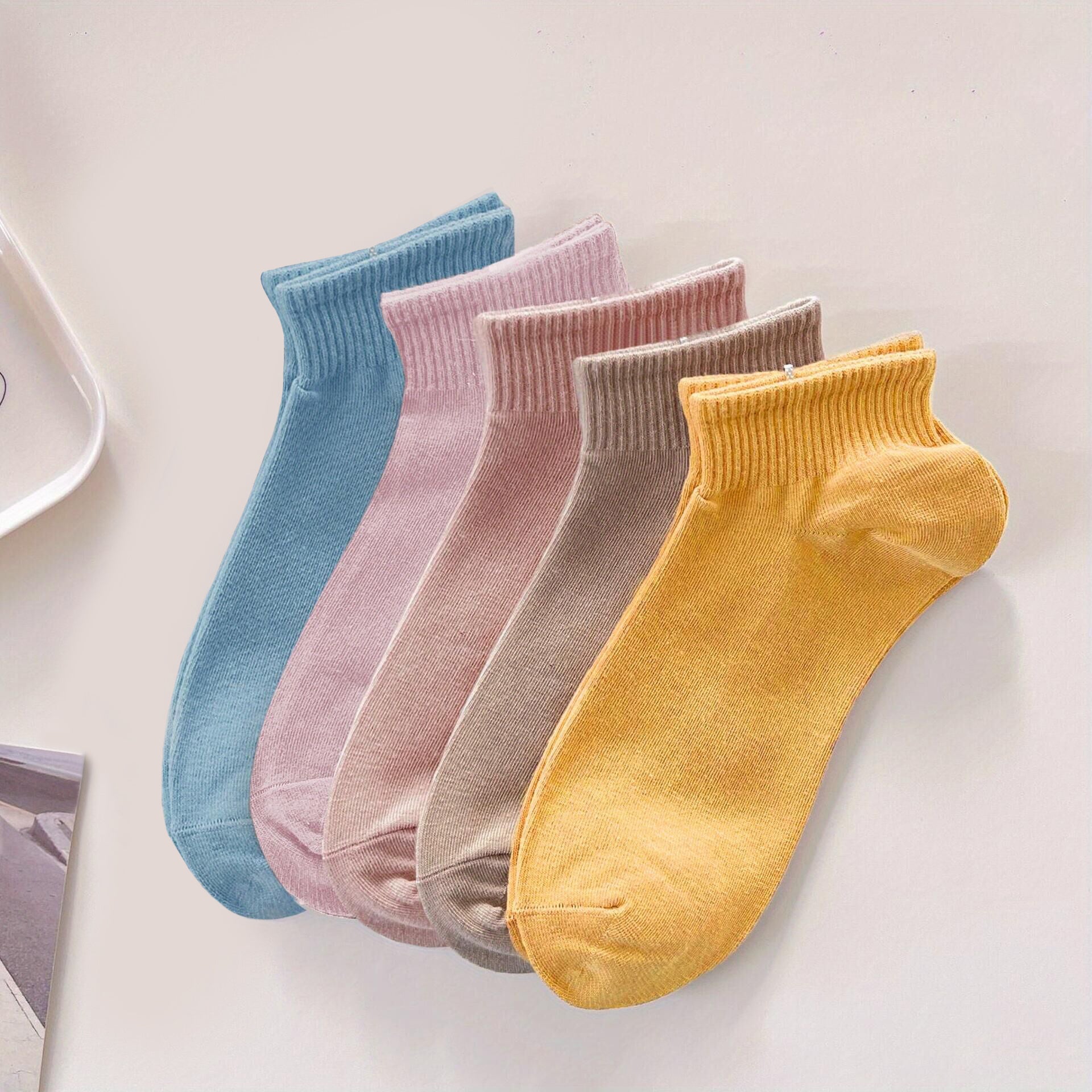 10 Pairs Women's Low Cut Ankle Socks Soft & Lightweight Solid Stockings