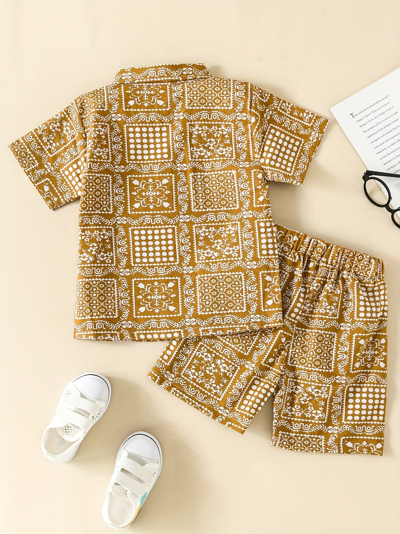 Boys Allover Print Outfit Short Sleeves Shirt & T shirt & Shorts