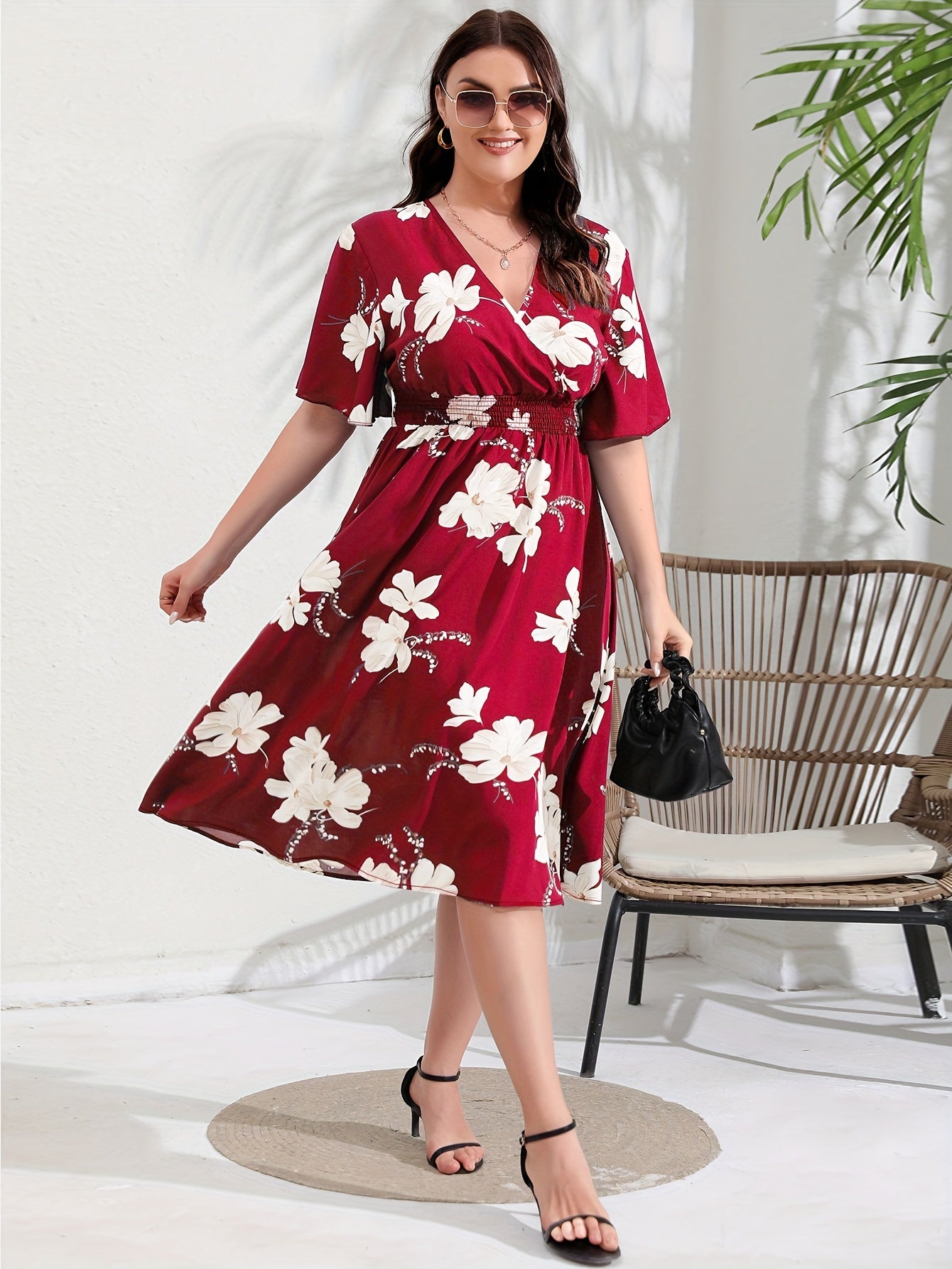 Women's Plus Floral Print Short Sleeve Midi Dress
