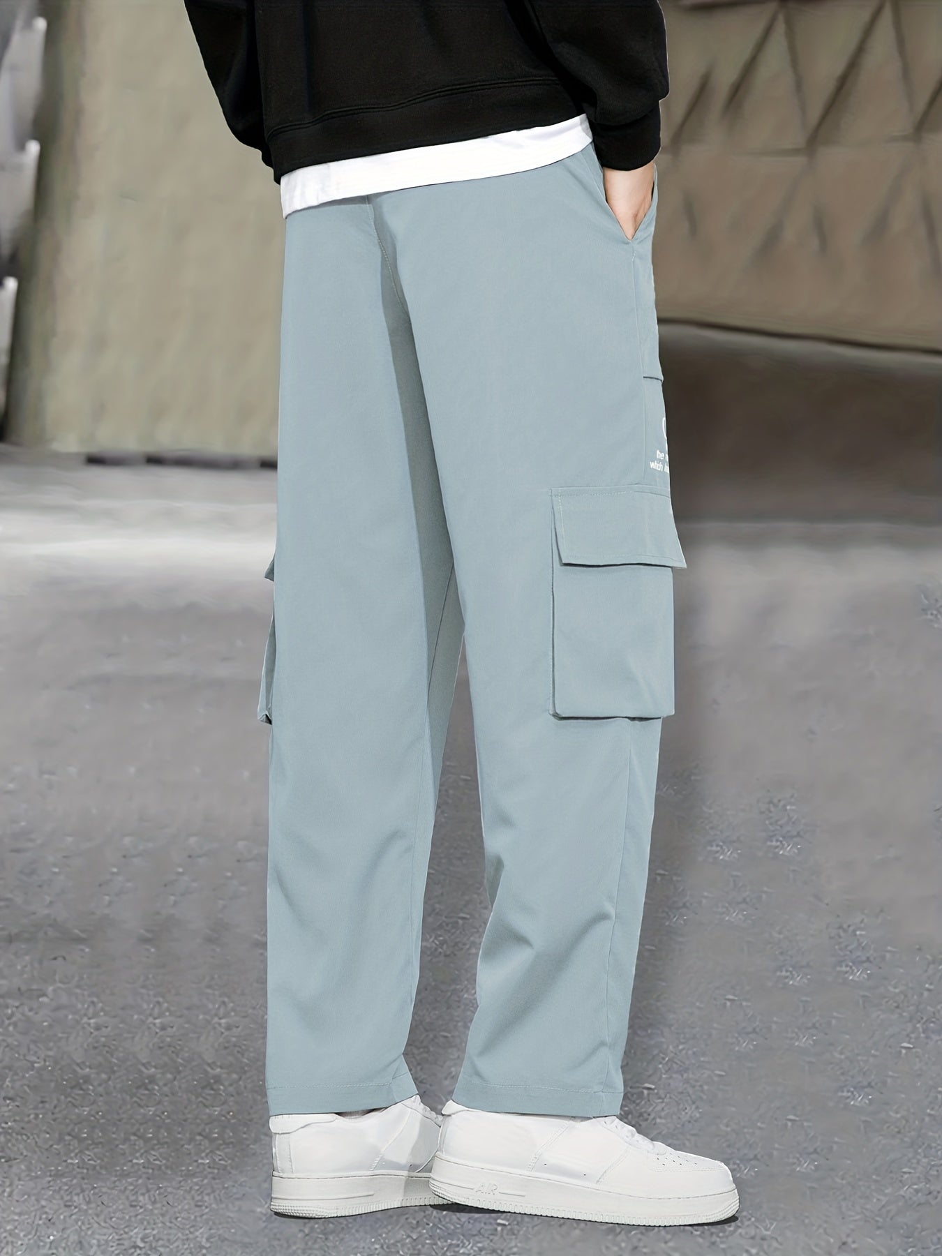 Men's Relaxed Fit Cargo Pants with Pockets
