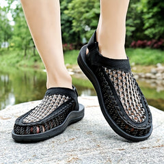Men's Slip On Sandals Outdoor Lightweight Anti-skid Flat Sandals