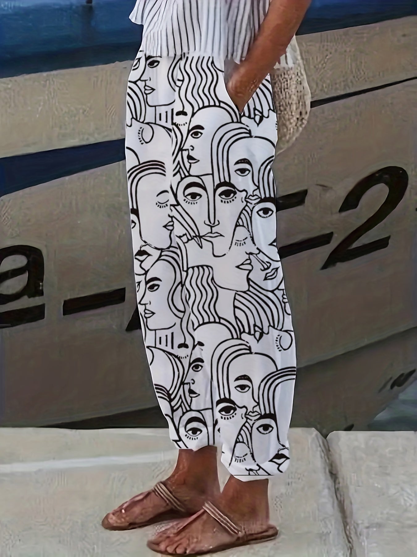 Floral Print Straight Leg Pants with Pockets