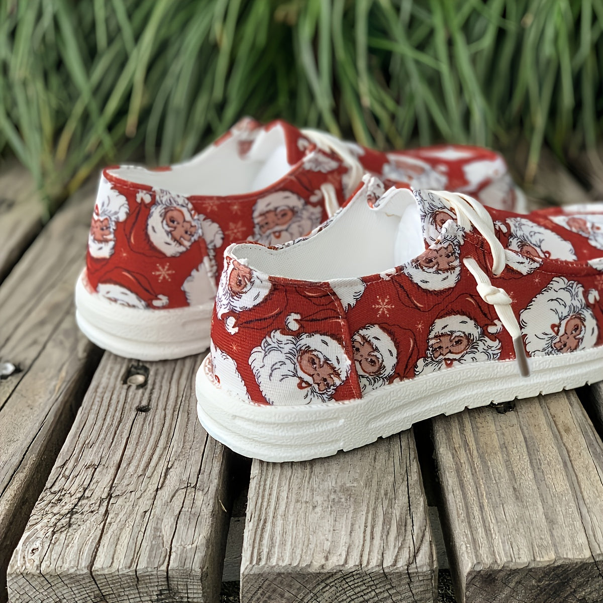 Women's Santa Claus Skateboard Shoes