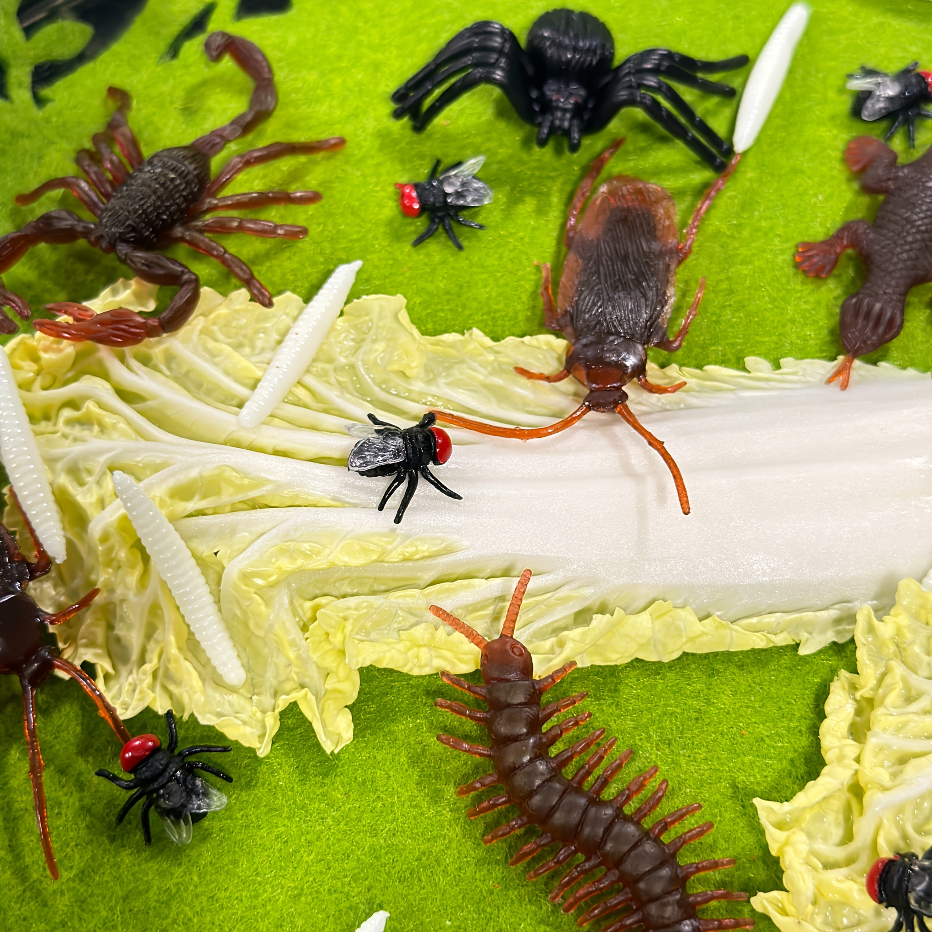 10pcs Adult Novelty Toys Simulation Insects Cockroaches Geckos etc