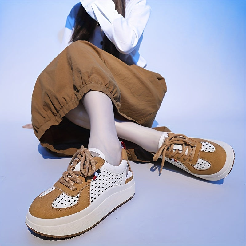 Women's Leather Hollowed Sports Sandals Flat Soles Outdoor Wear