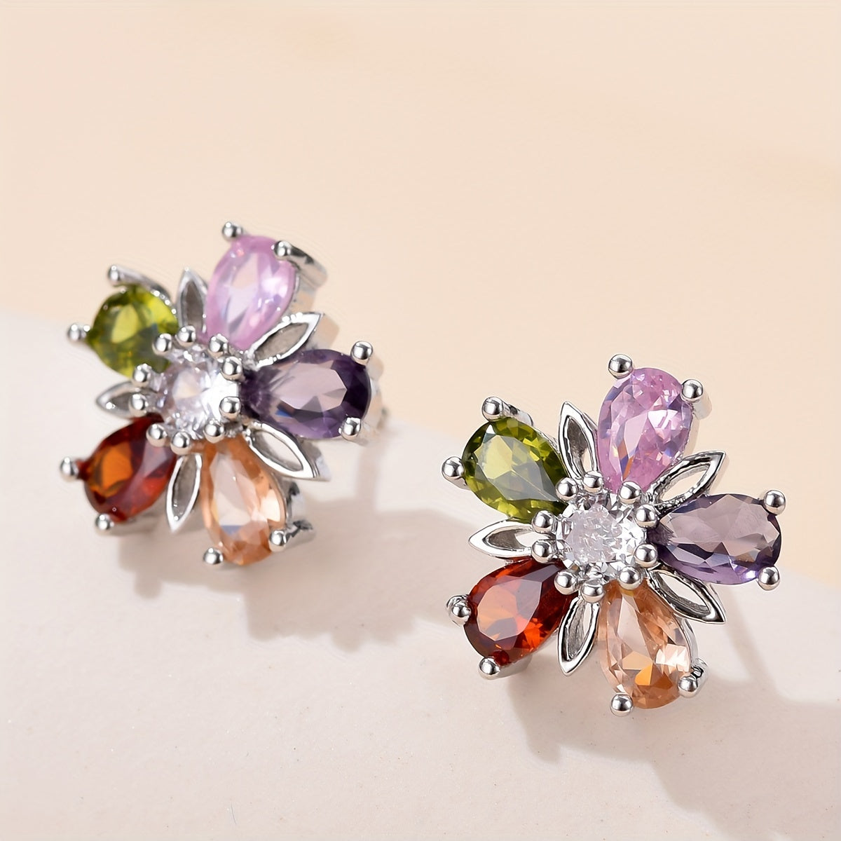 2PCS Silver Sunflower Shape Earring For Ladies Ear Stud
