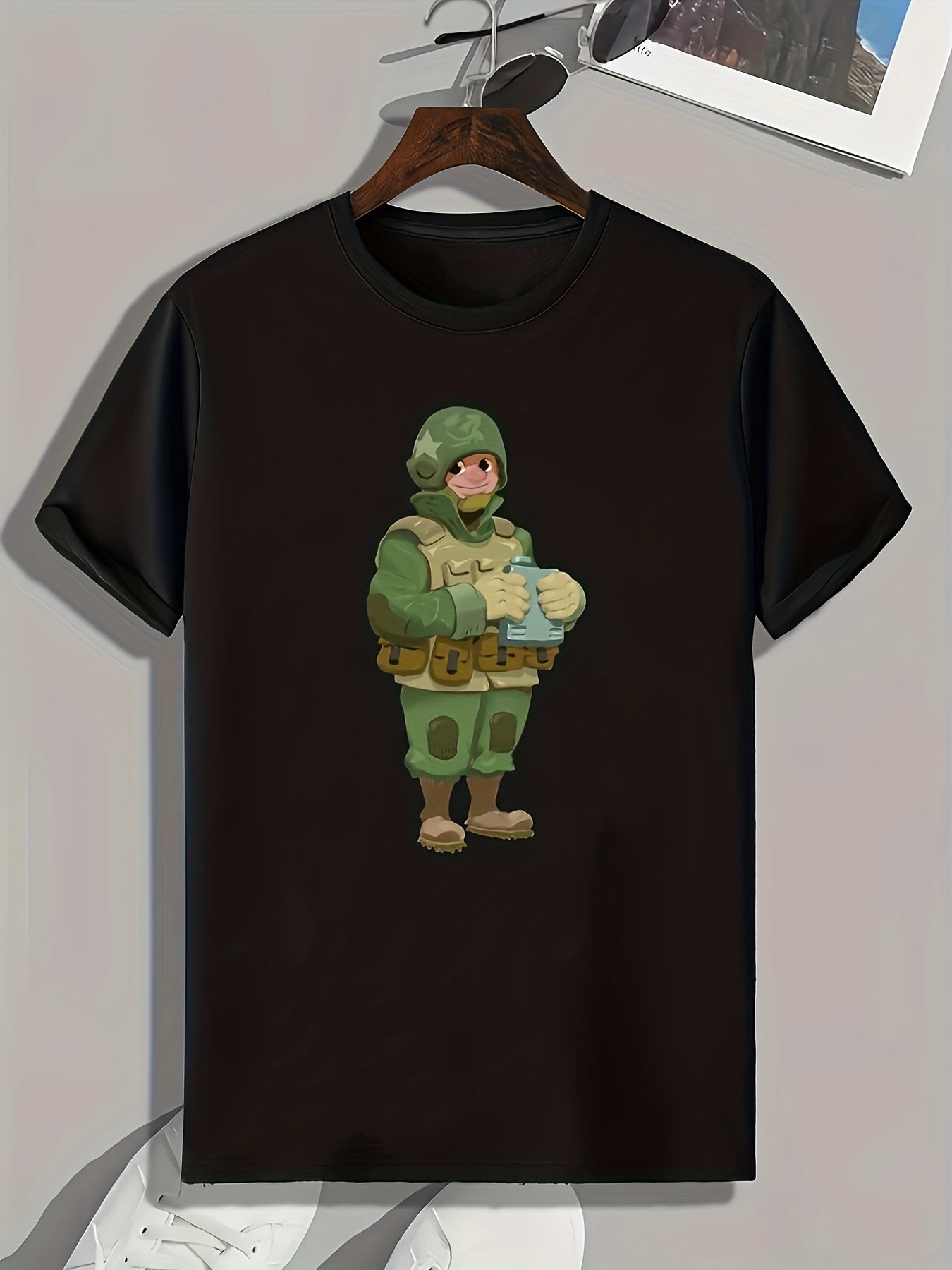 Soldier Print Men's Graphic T-shirt for Summer