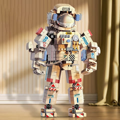 2690pcs Astronaut Block Set Create Your Own Space Decoration